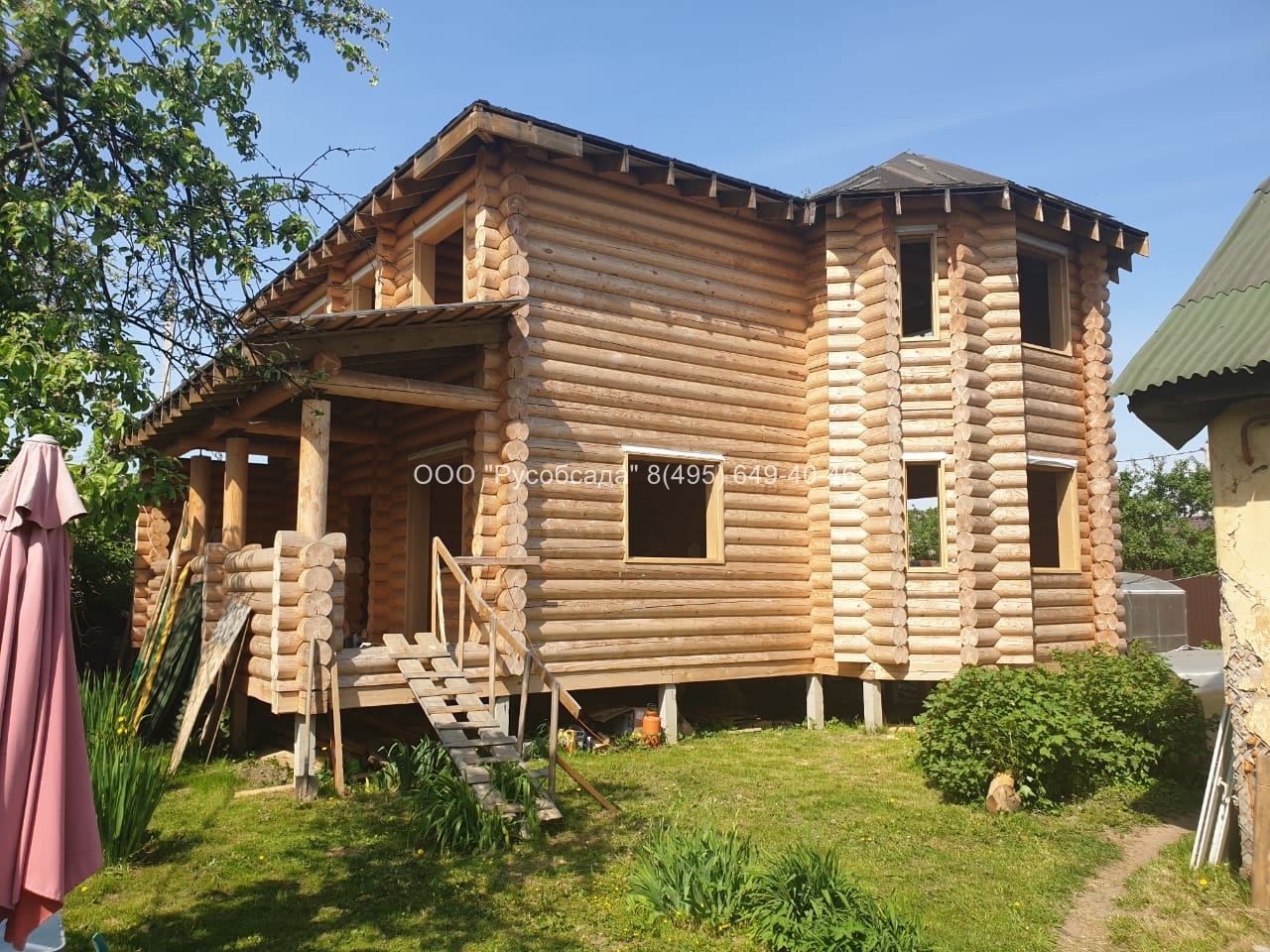 Обсада и окна для деревянного дома